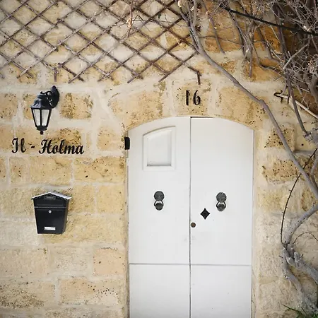 Penzion Fully-detached Pool-house 'il-holma' In Gozo Xewkija