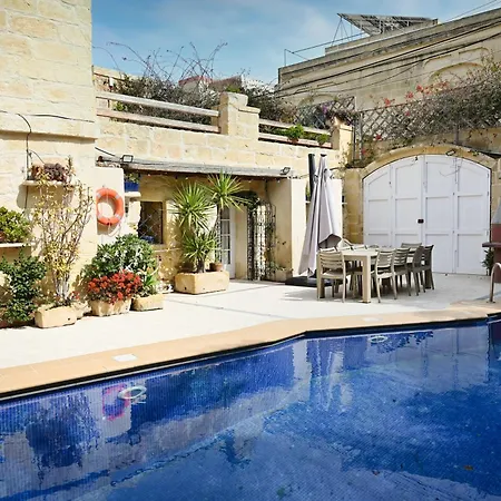 Penzion Fully-detached Pool-house 'il-holma' In Gozo