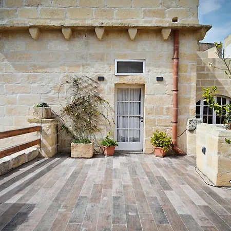 Penzion Fully-detached Pool-house 'il-holma' In Gozo