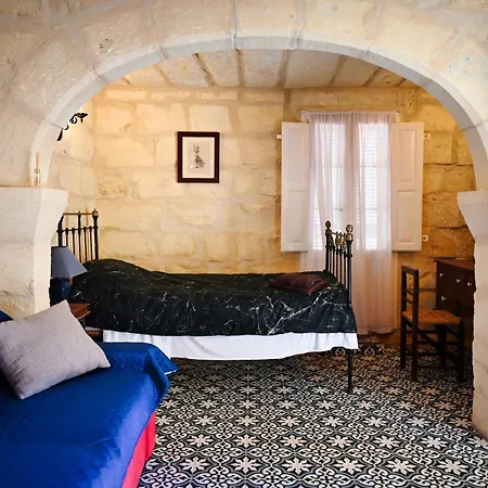 Penzion Fully-detached Pool-house 'il-holma' In Gozo Xewkija