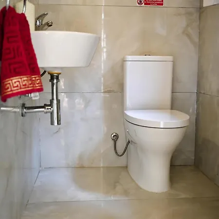 Fully-detached Pool-house 'il-holma' In Gozo *
