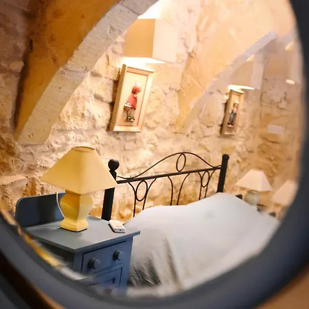 Fully-detached Pool-house 'il-holma' In Gozo Guest house