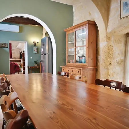 Fully-detached Pool-house 'il-holma' In Gozo