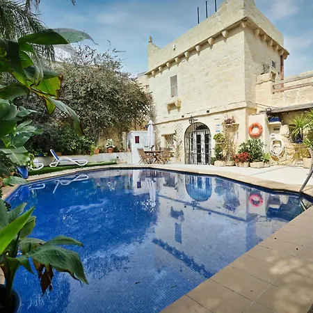 Penzion Fully-detached Pool-house 'il-holma' In Gozo Xewkija
